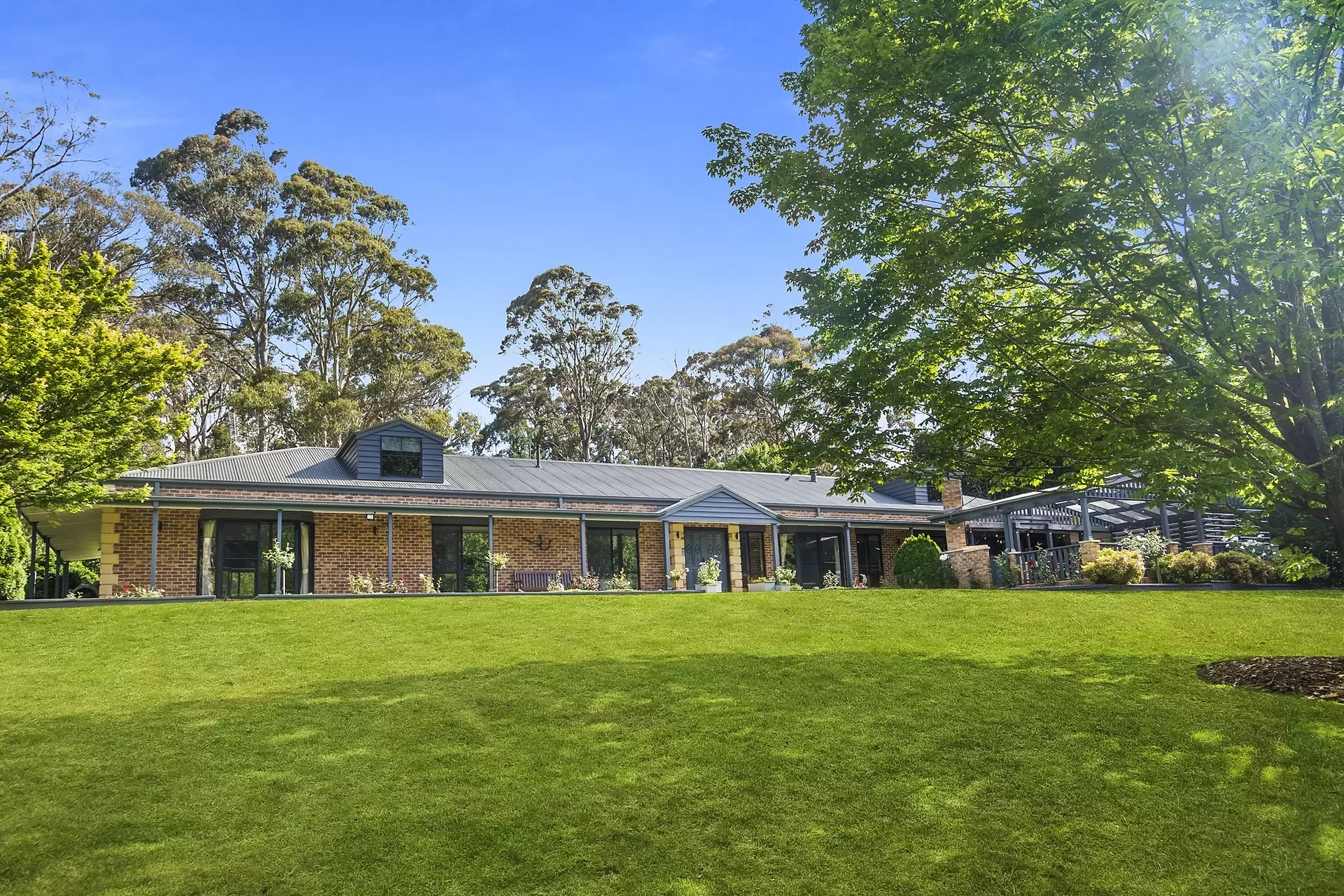 Bowral For Sale by Drew Lindsay Sotheby's International Realty - image 4