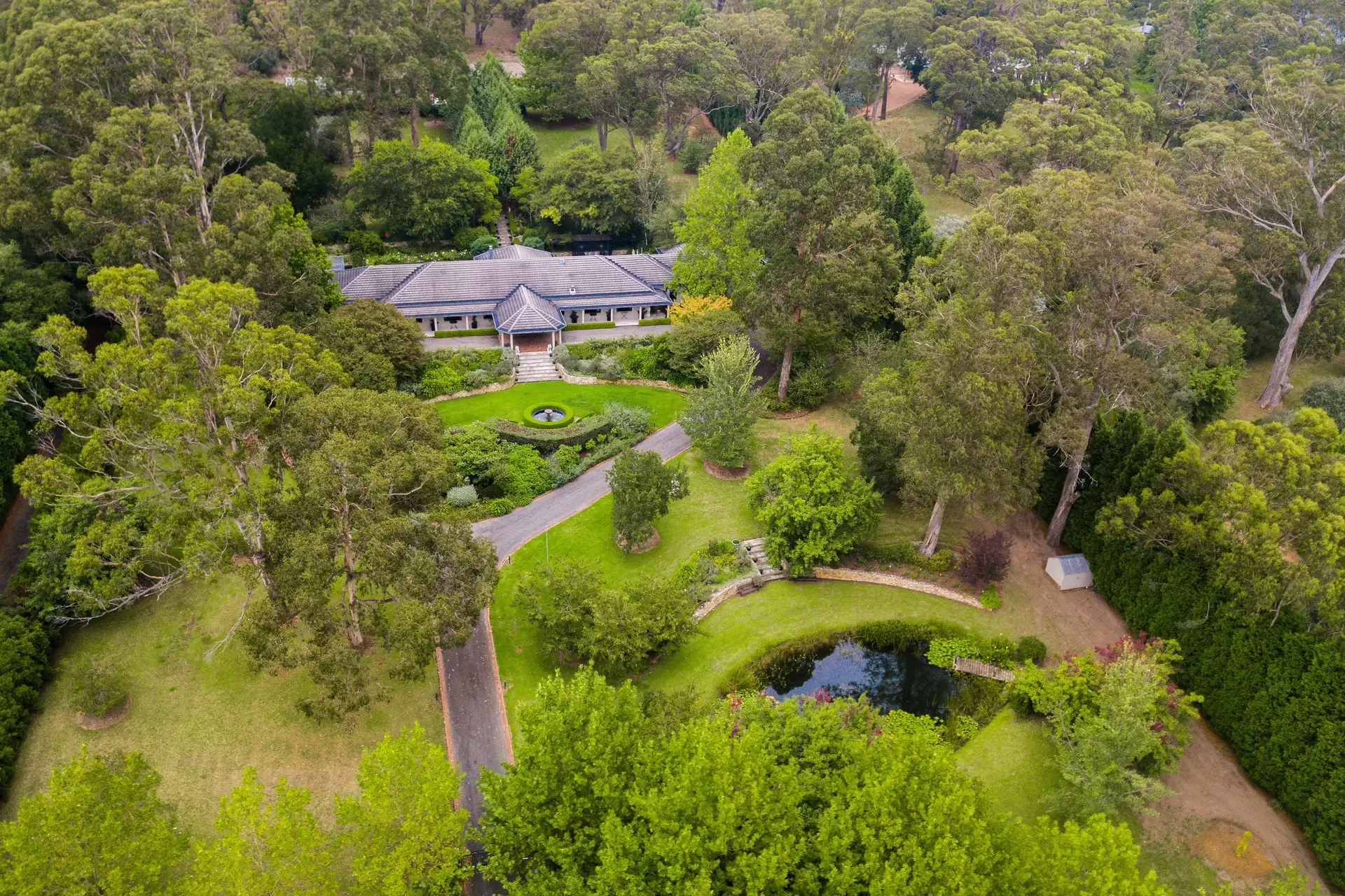 13 Kimberley Drive, Bowral Sold by Drew Lindsay Sotheby's International Realty - image 20