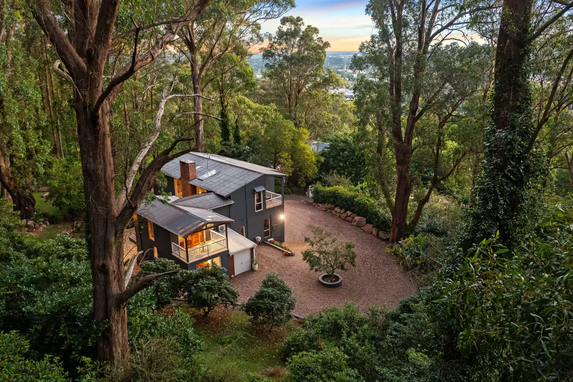 Photo #1: 7 Soma Avenue, Bowral - Sold by Drew Lindsay Sotheby's International Realty