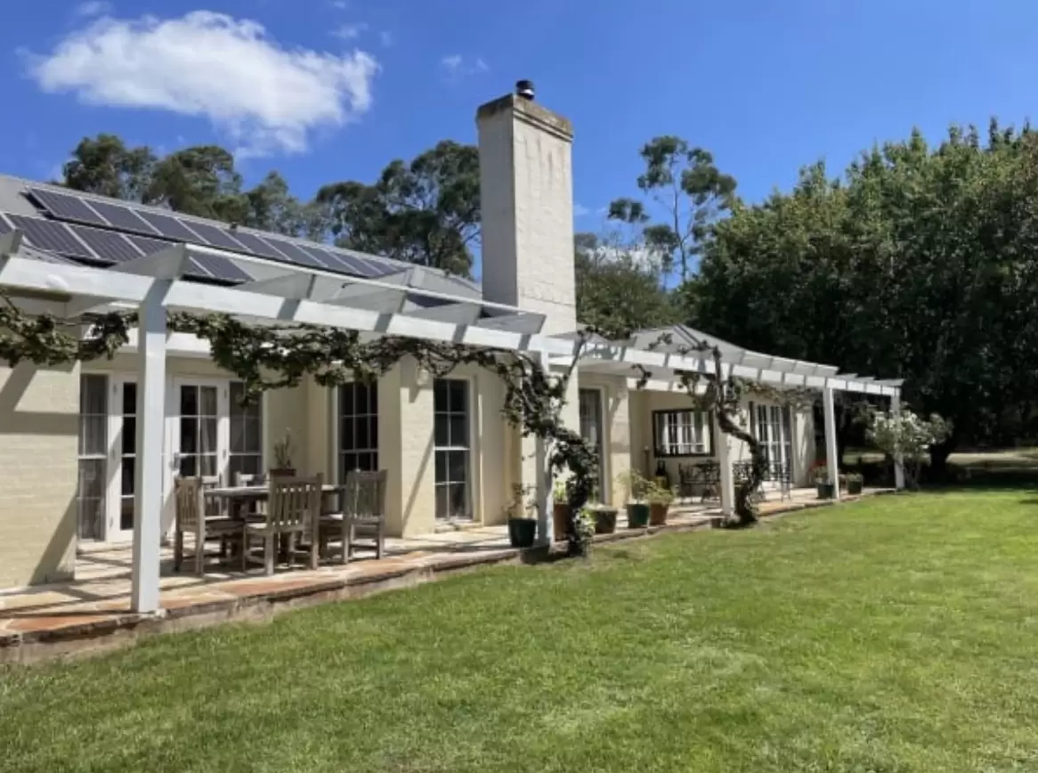 51 Sutton Street, Berrima Sold by Drew Lindsay Sotheby's International Realty - image 2