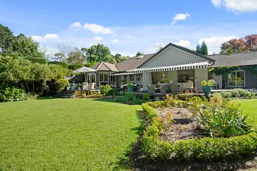 Burradoo For Sale by Drew Lindsay Sotheby's International Realty