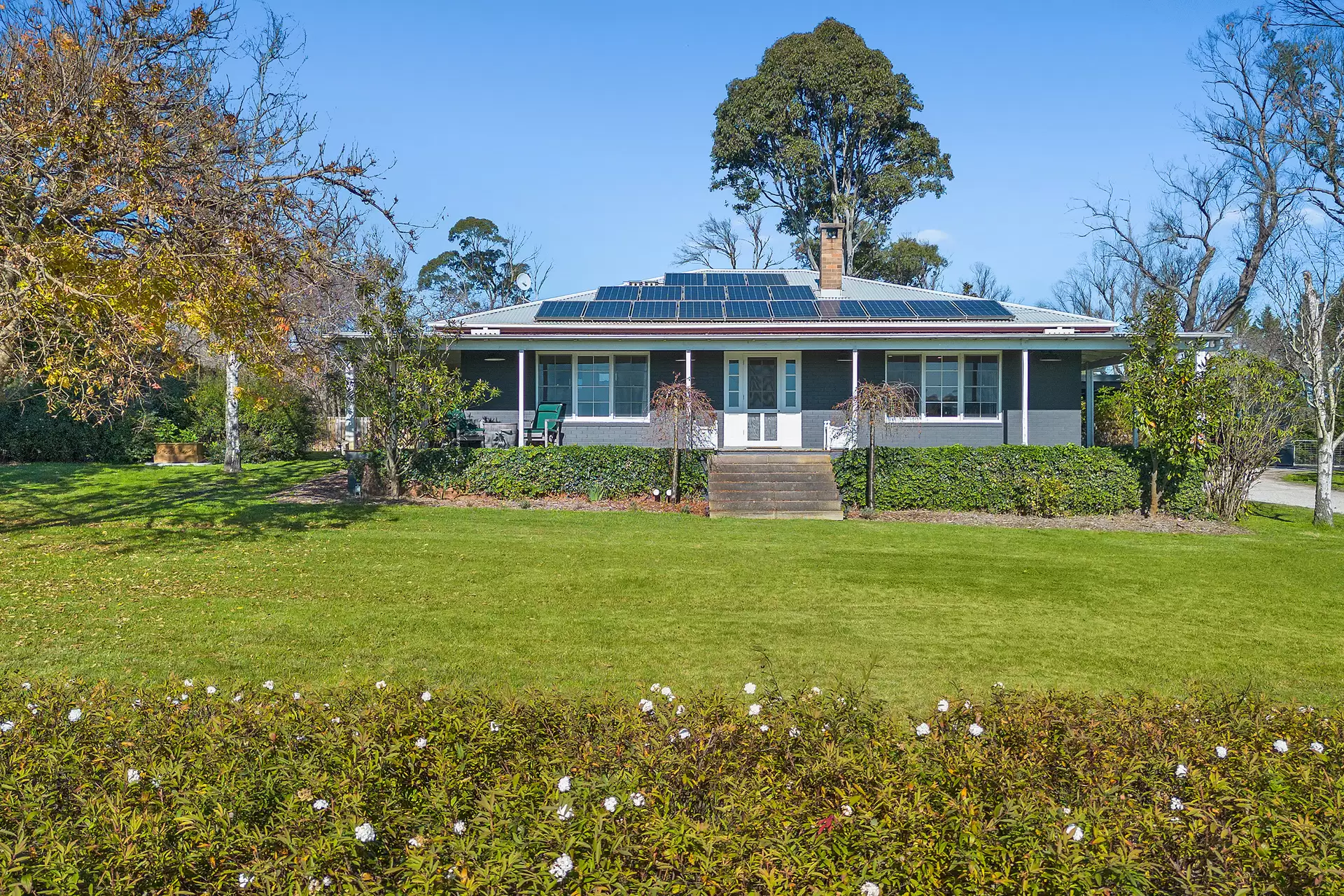 Moss Vale For Sale by Drew Lindsay Sotheby's International Realty - image 2