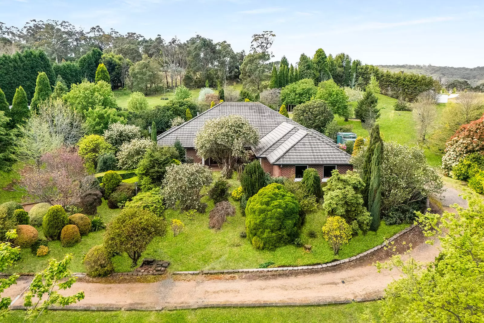 5 Carisbrooke Row, Bowral For Sale by Drew Lindsay Sotheby's International Realty - image 3