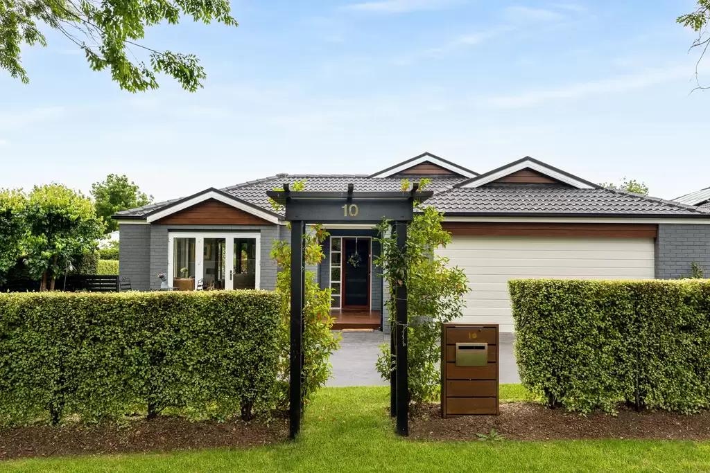 10 Mairinger Crescent, Bowral For Sale by Drew Lindsay Sotheby's International Realty