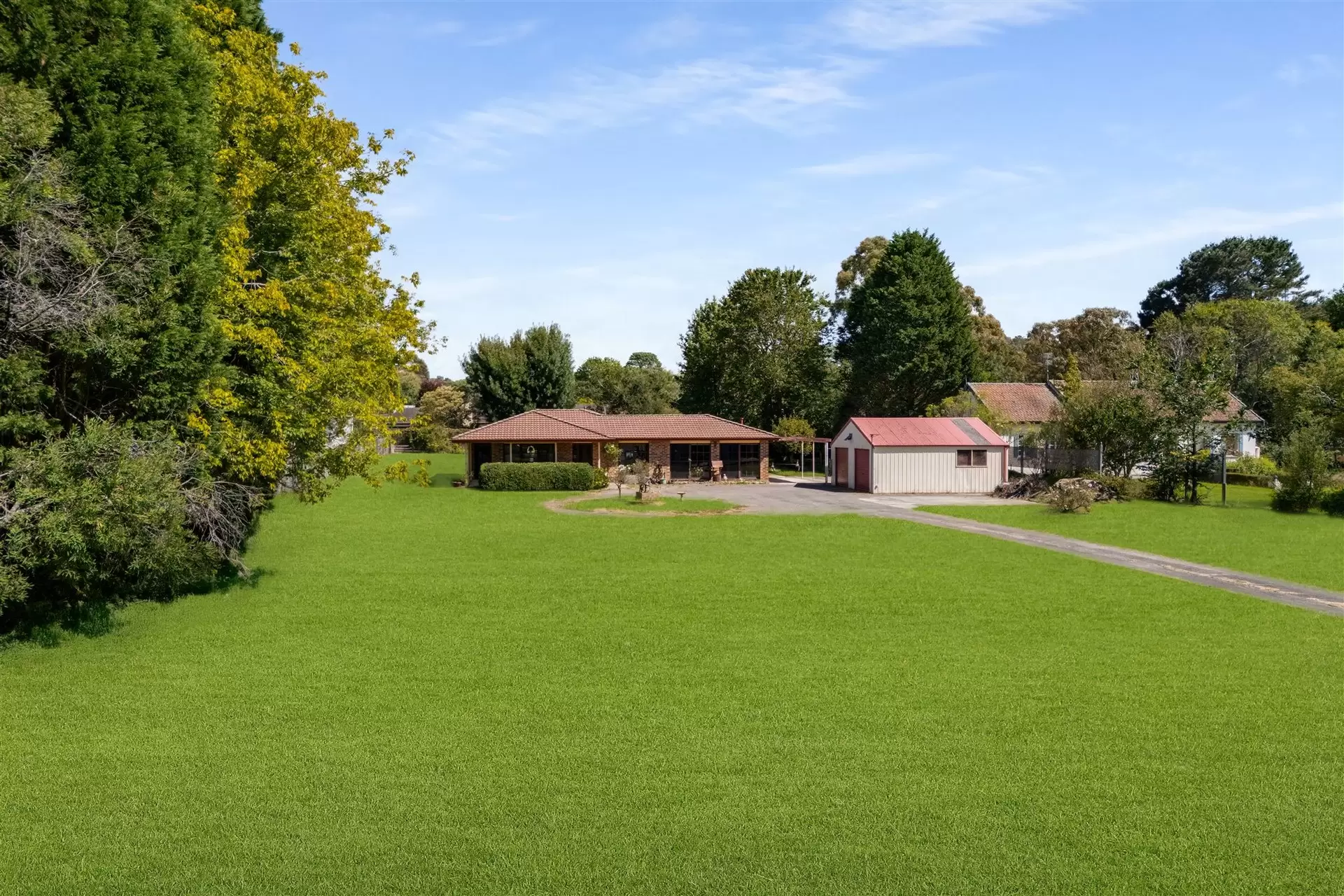 8 Eridge Park Road, Burradoo For Sale by Drew Lindsay Sotheby's International Realty - image 1