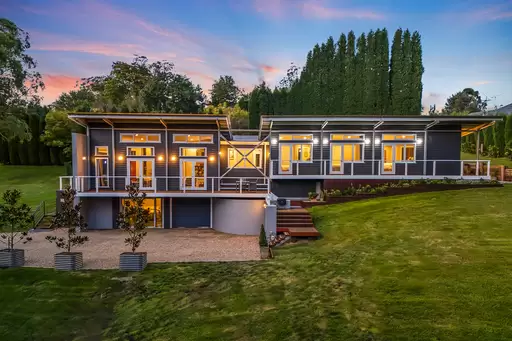 6 Woodbury Court, Bowral For Sale by Drew Lindsay Sotheby's International Realty