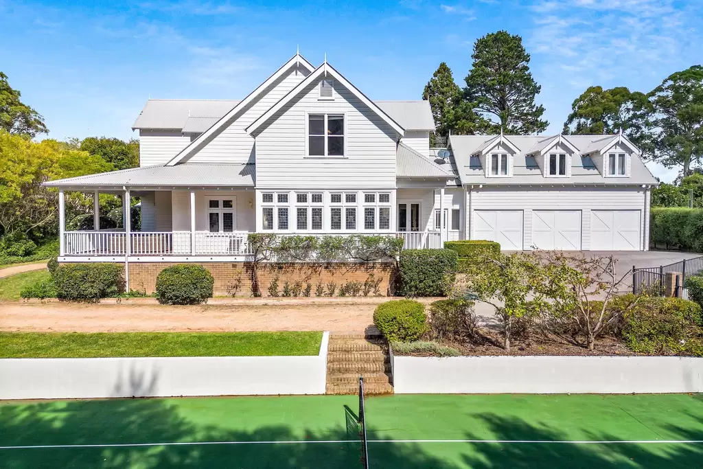 35 Charlton Close, Bowral For Sale by Drew Lindsay Sotheby's International Realty