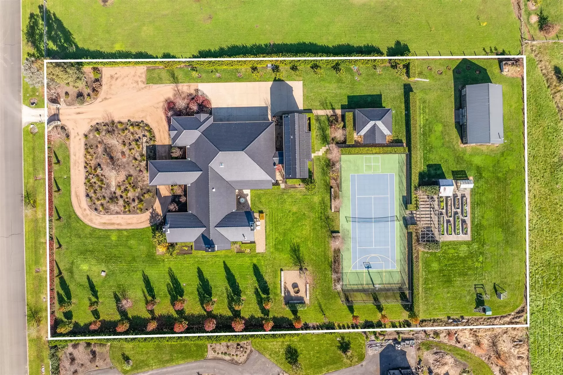 Bowral For Sale by Drew Lindsay Sotheby's International Realty - image 33