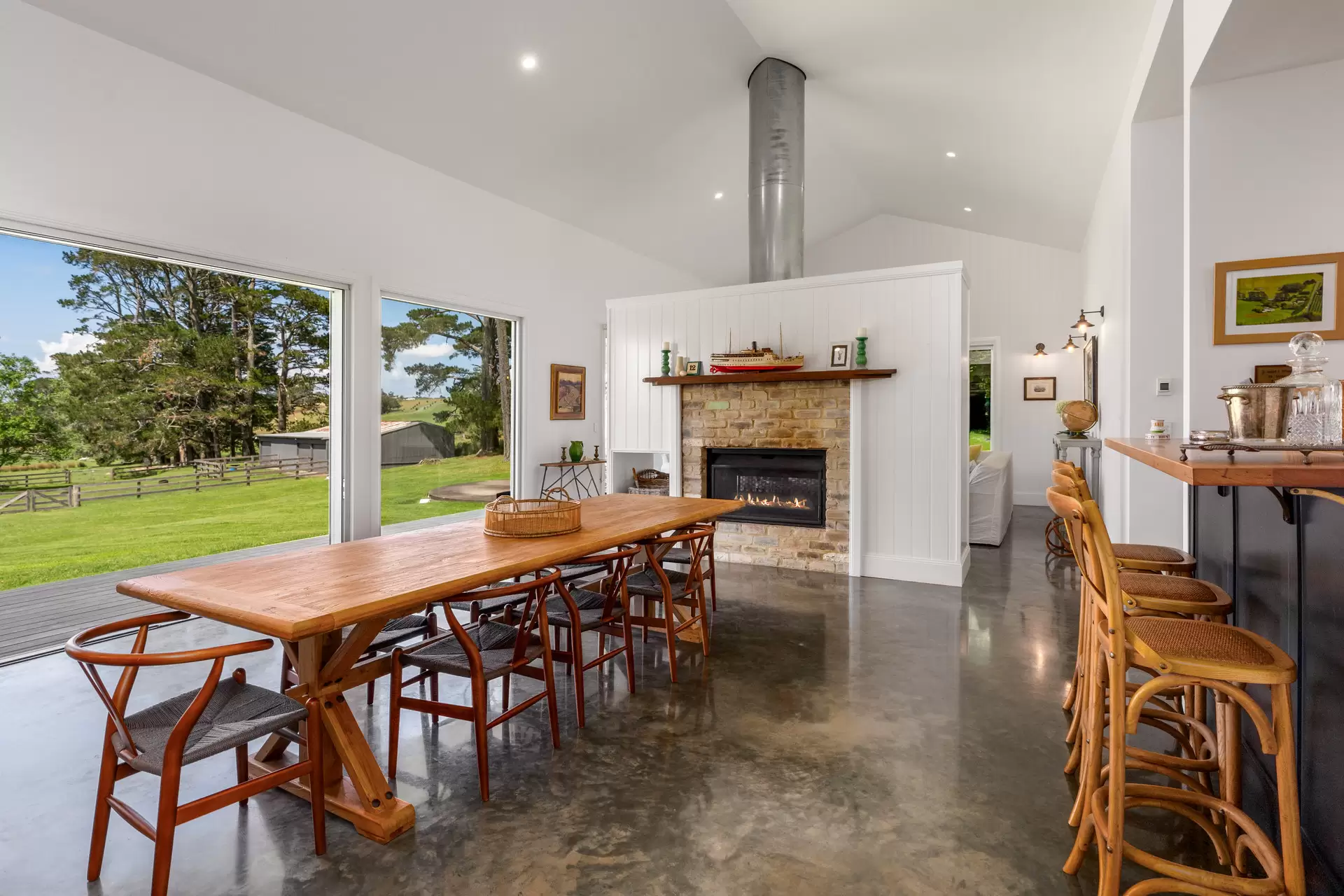 Glenquarry For Sale by Drew Lindsay Sotheby's International Realty - image 9