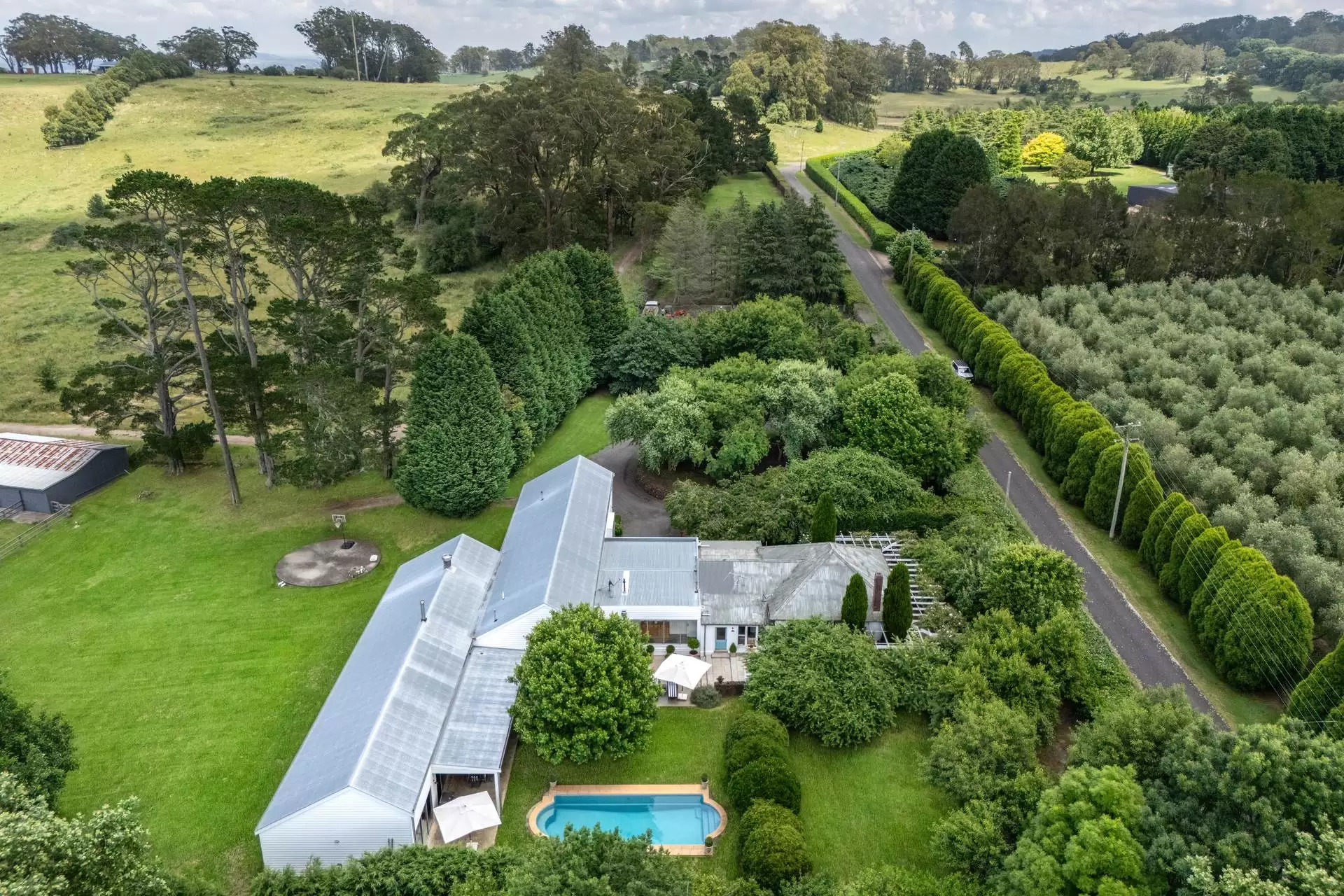 Glenquarry For Sale by Drew Lindsay Sotheby's International Realty - image 3