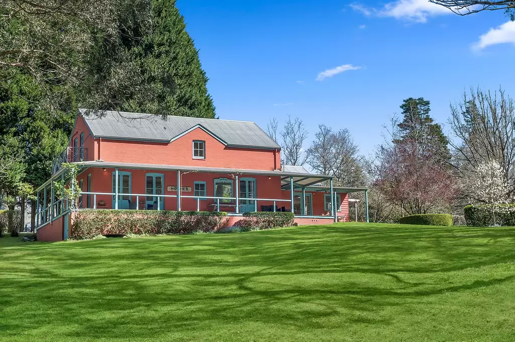 51 & 53 Shierlaw Road, Robertson For Sale by Drew Lindsay Sotheby's International Realty