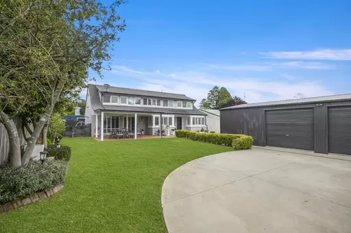 72 Burrawang Lane, Robertson For Sale by Drew Lindsay Sotheby's International Realty