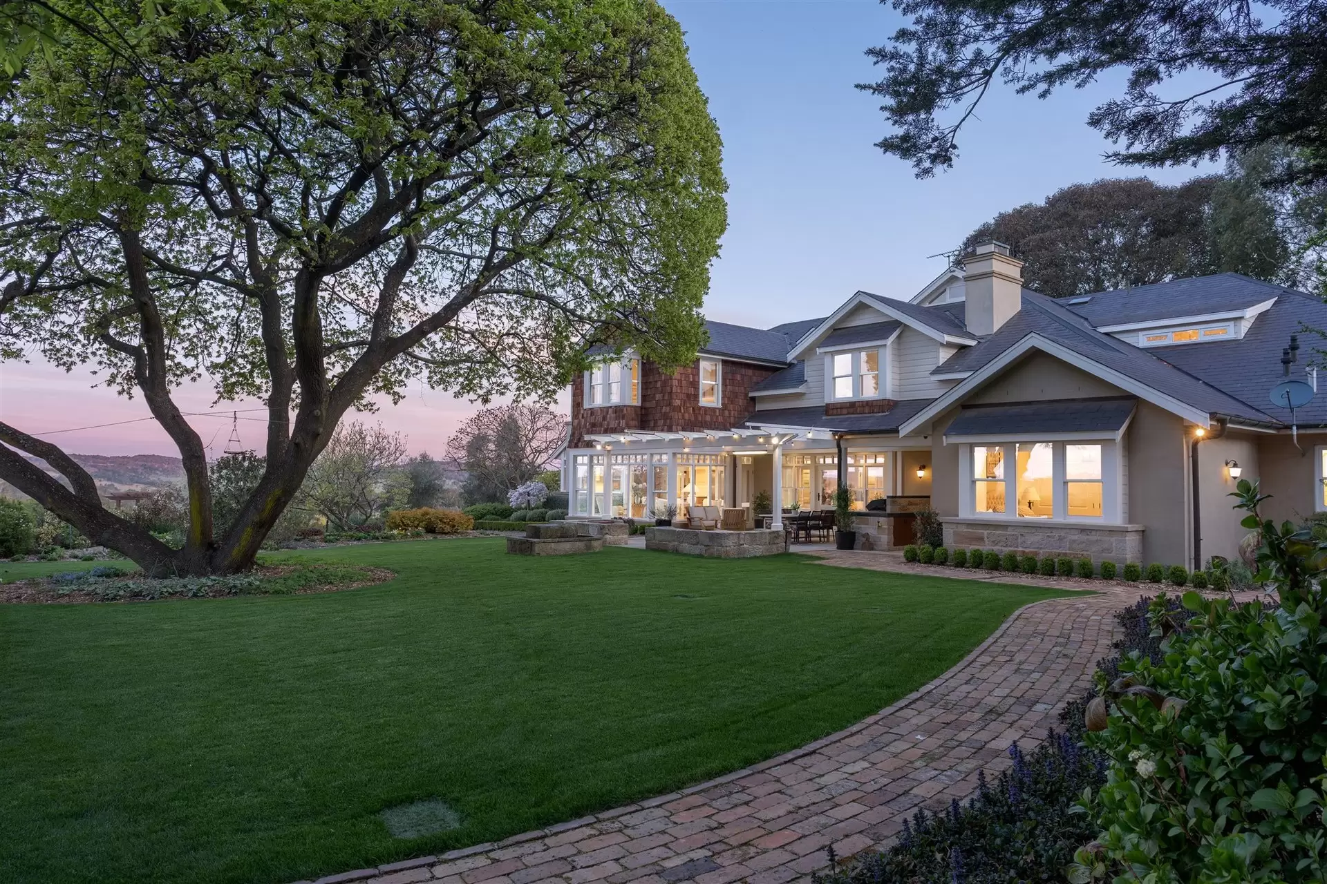 35 Mandemar Lane, Mandemar Sold by Drew Lindsay Sotheby's International Realty - image 4