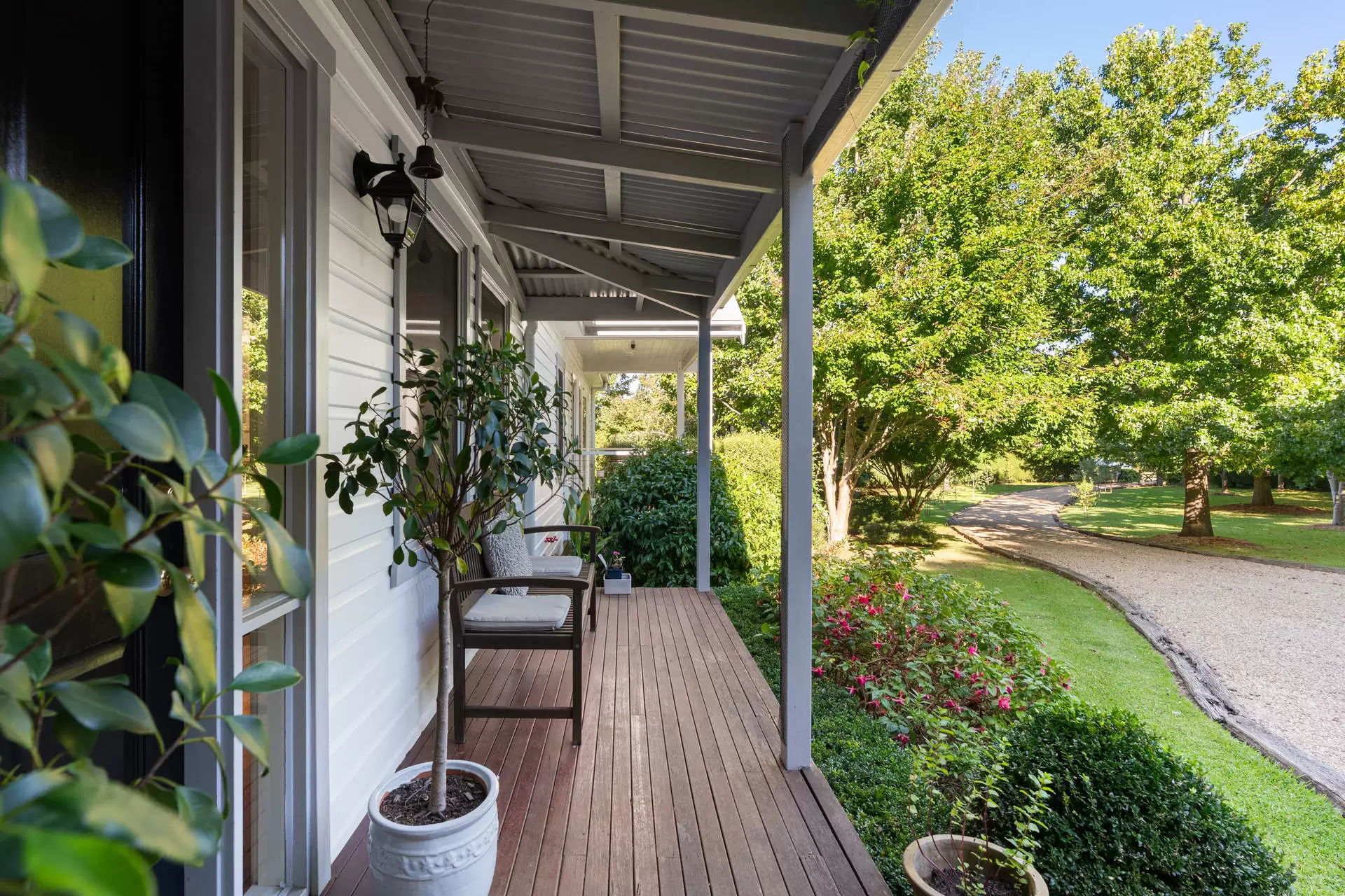 14-16 Hambridge Road, Yerrinbool Sold by Drew Lindsay Sotheby's International Realty - image 3