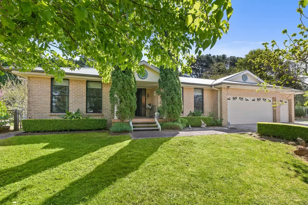 32 May Street, Robertson For Sale by Drew Lindsay Sotheby's International Realty