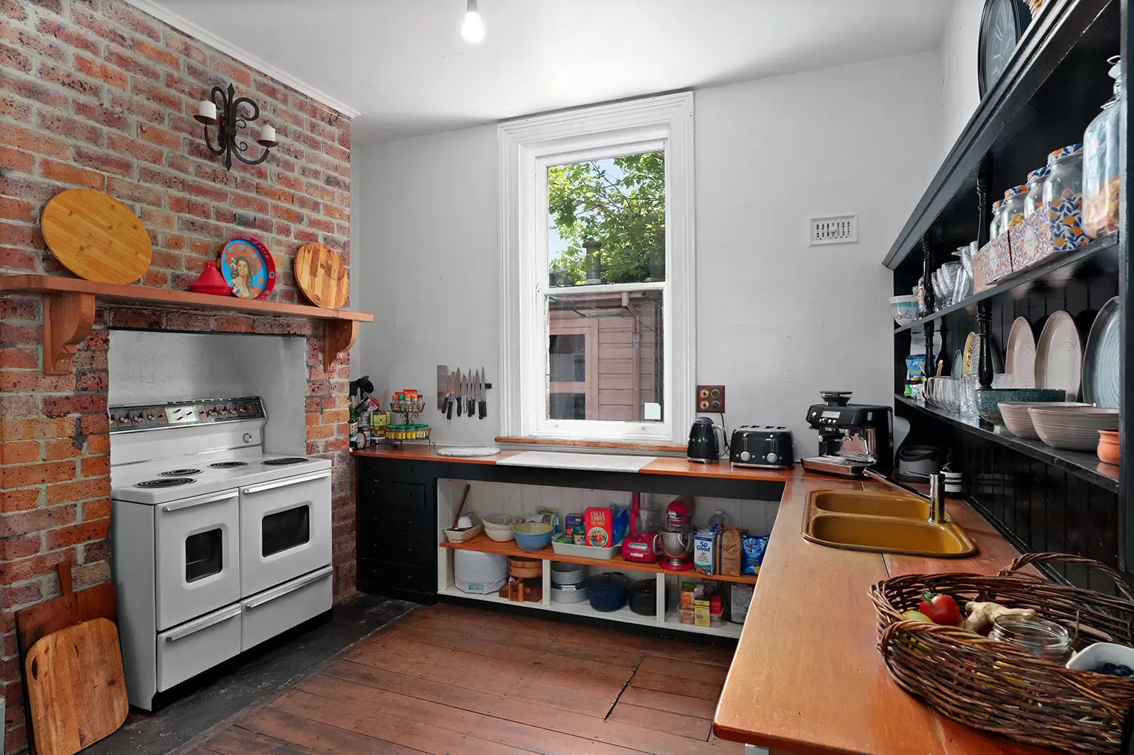 5 & 9 Station Street, Mittagong For Sale by Drew Lindsay Sotheby's International Realty - image 8