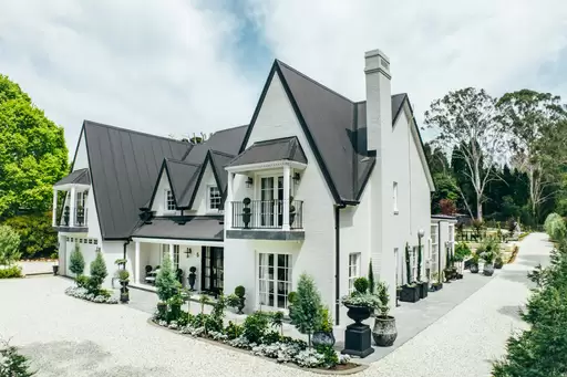5 Fairway Drive, Bowral Sold by Drew Lindsay Sotheby's International Realty