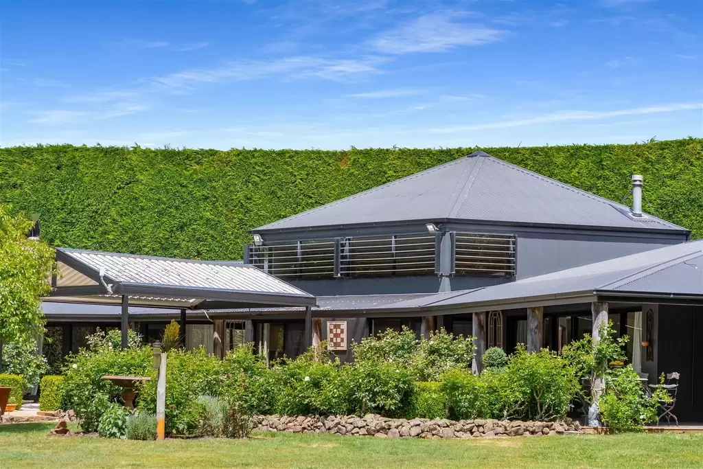 227 Somerset Road, Fitzroy Falls For Sale by Drew Lindsay Sotheby's International Realty