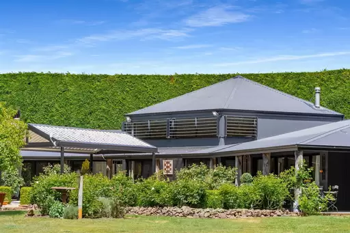 227 Somerset Road, Fitzroy Falls For Sale by Drew Lindsay Sotheby's International Realty