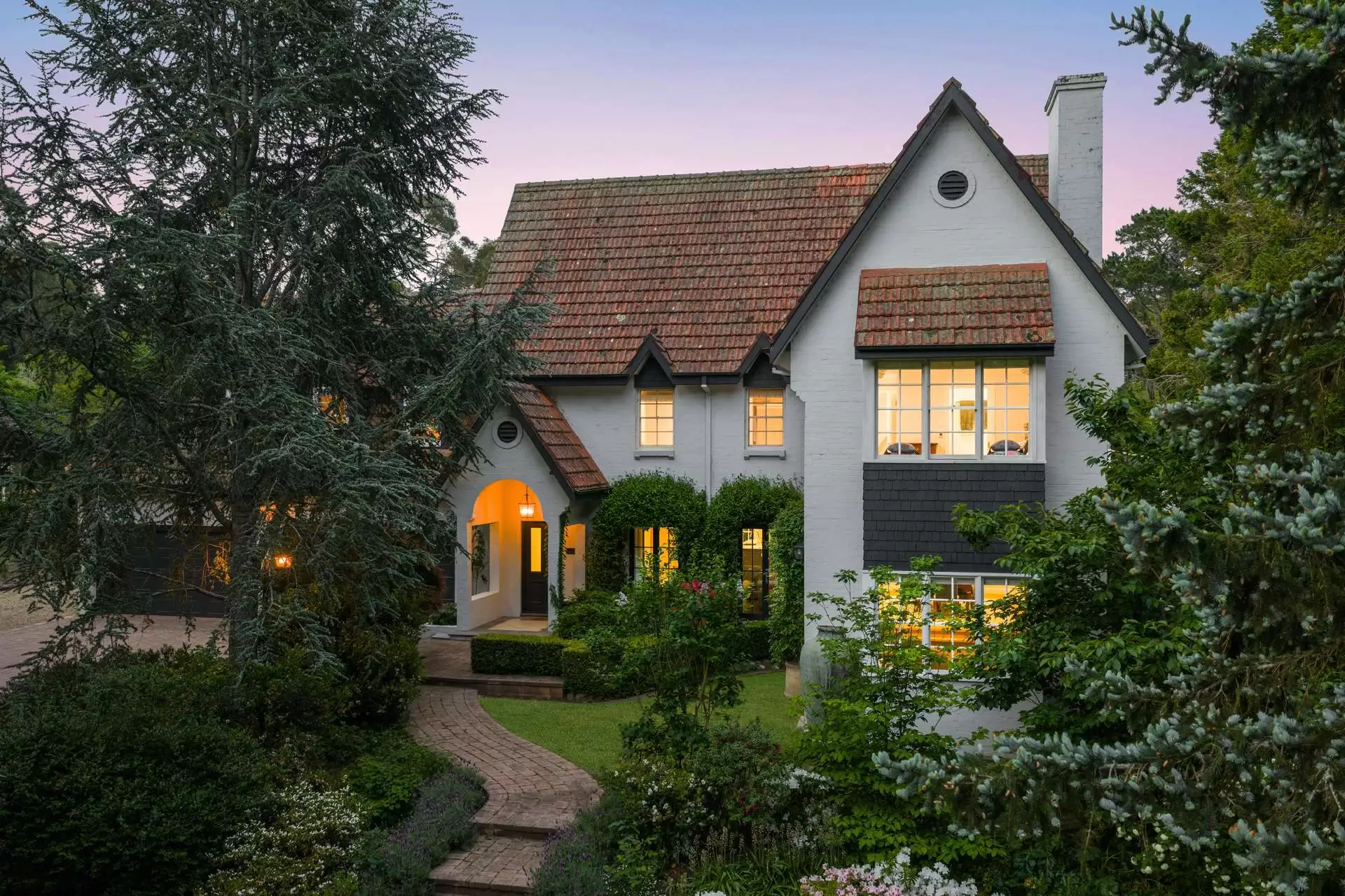 2 Greyleaves Avenue, Burradoo For Sale by Drew Lindsay Sotheby's International Realty - image 2