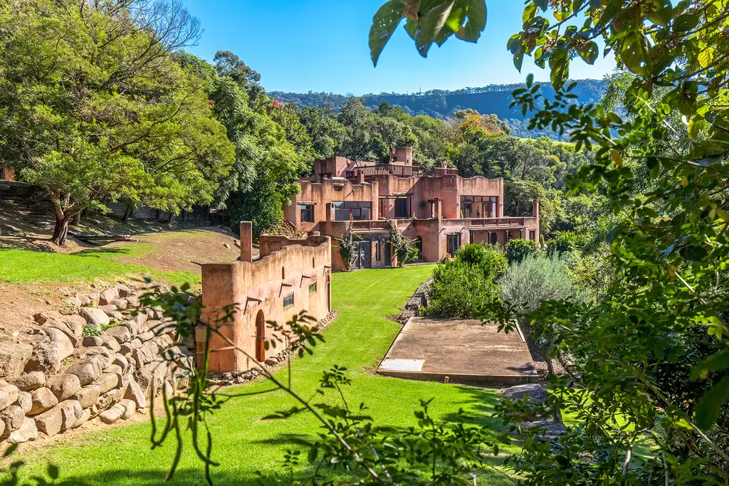 614 Little Forest Road, Milton Auction by Drew Lindsay Sotheby's International Realty