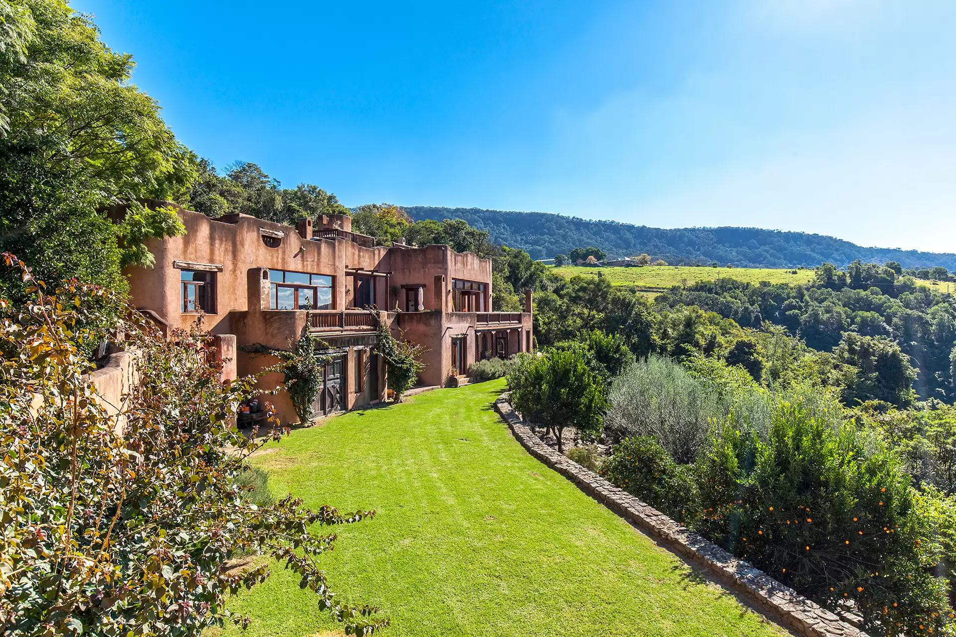 614 Little Forest Road, Milton Auction by Drew Lindsay Sotheby's International Realty - image 2