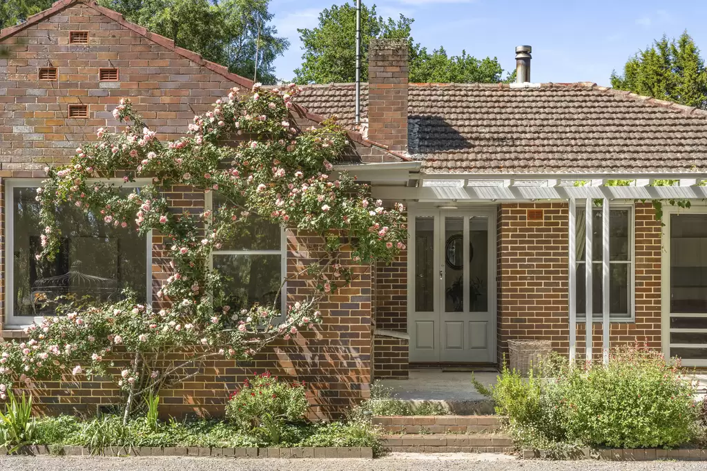 55 Somerset Road, Fitzroy Falls For Sale by Drew Lindsay Sotheby's International Realty