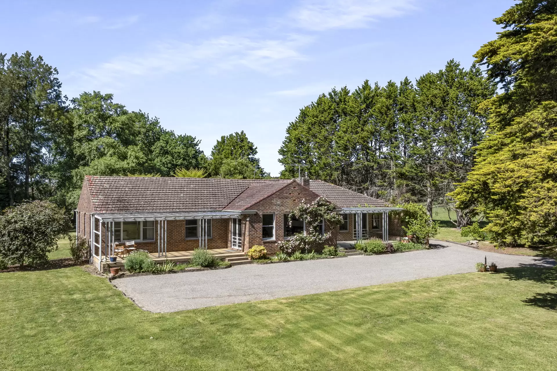 55 Somerset Road, Fitzroy Falls For Sale by Drew Lindsay Sotheby's International Realty - image 2