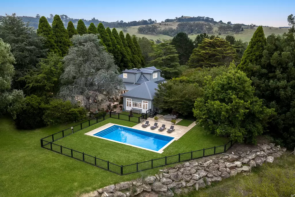 360 Tourist Road, Glenquarry For Sale by Drew Lindsay Sotheby's International Realty