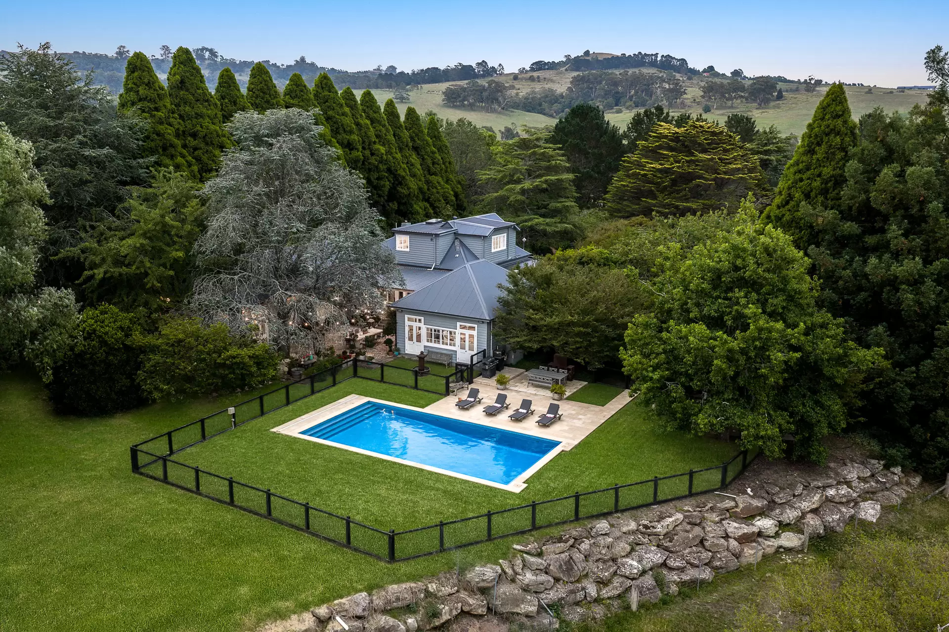 360 Tourist Road, Glenquarry Sold by Drew Lindsay Sotheby's International Realty - image 1