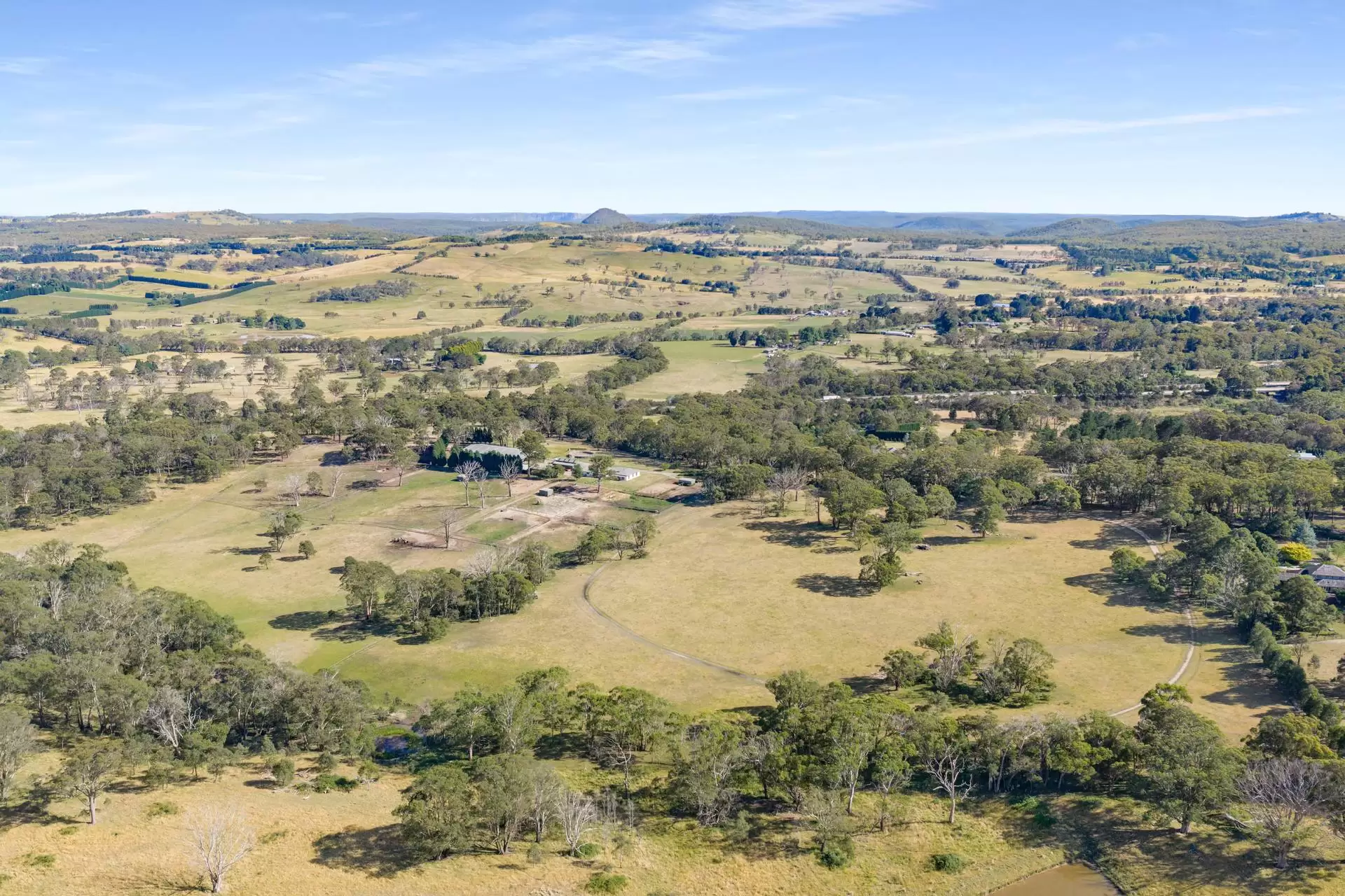 77 Joadja Crescent, Woodlands Sold by Drew Lindsay Sotheby's International Realty - image 3