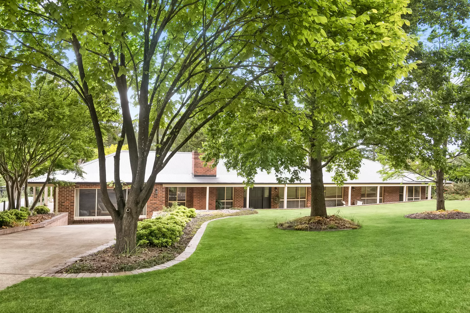 33 Phillip Street, Burradoo For Sale by Drew Lindsay Sotheby's International Realty - image 2