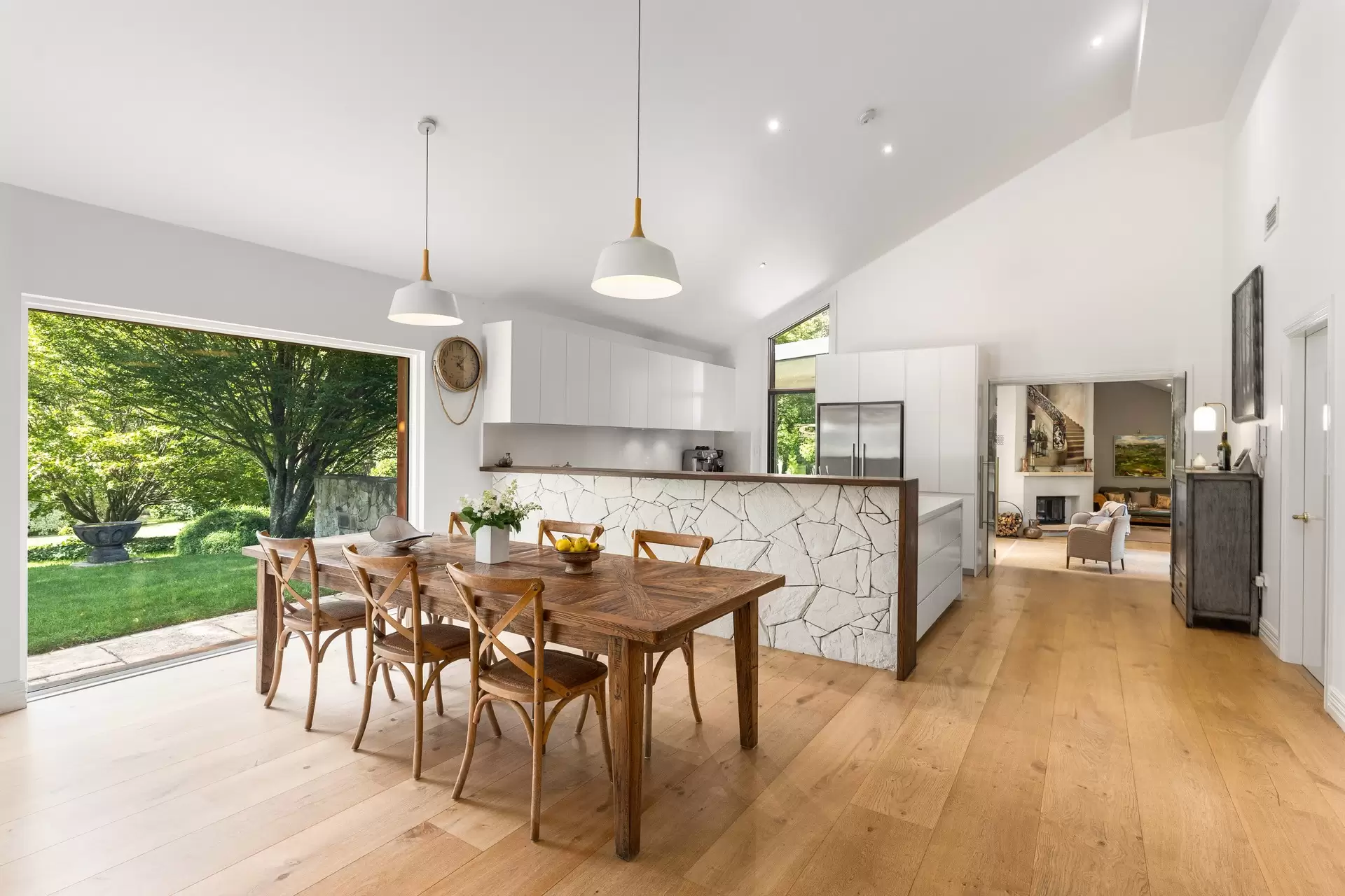 11 Evelyn Avenue, Bundanoon For Sale by Drew Lindsay Sotheby's International Realty - image 6