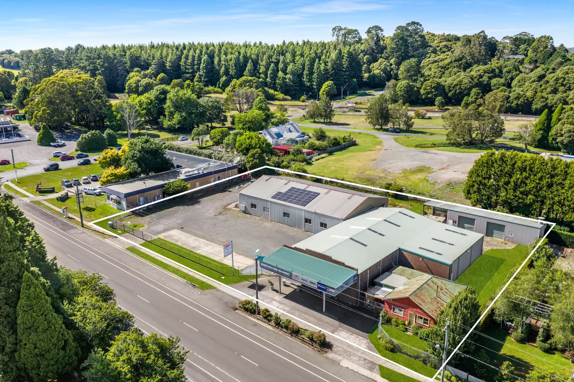 71-77 Hoddle Street, Robertson For Sale by Drew Lindsay Sotheby's International Realty - image 4