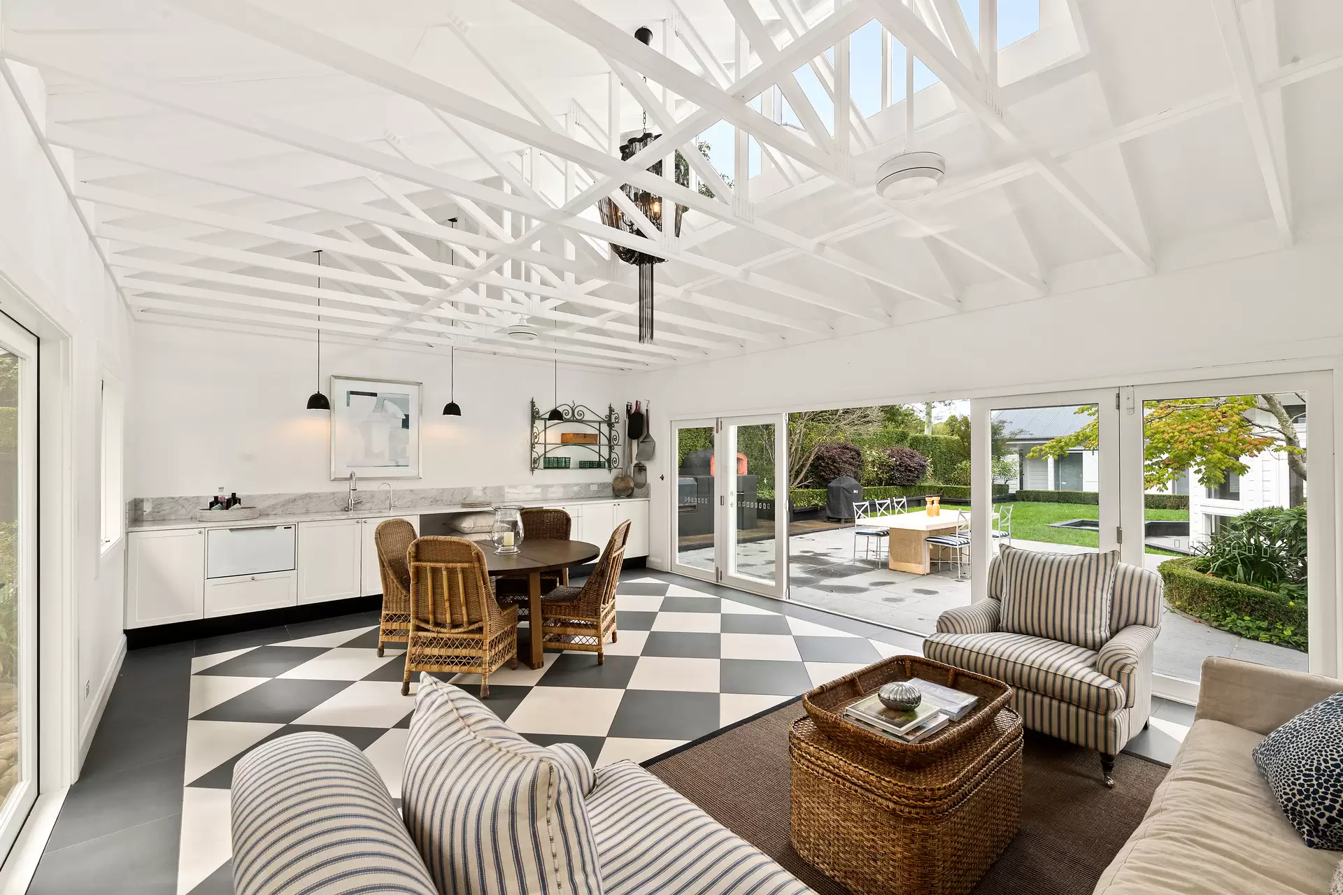 13 Hamilton Avenue, Bowral For Sale by Drew Lindsay Sotheby's International Realty - image 17