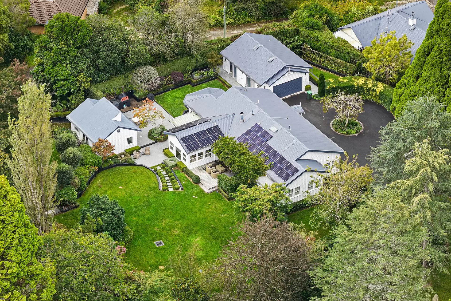 13 Hamilton Avenue, Bowral For Sale by Drew Lindsay Sotheby's International Realty - image 11