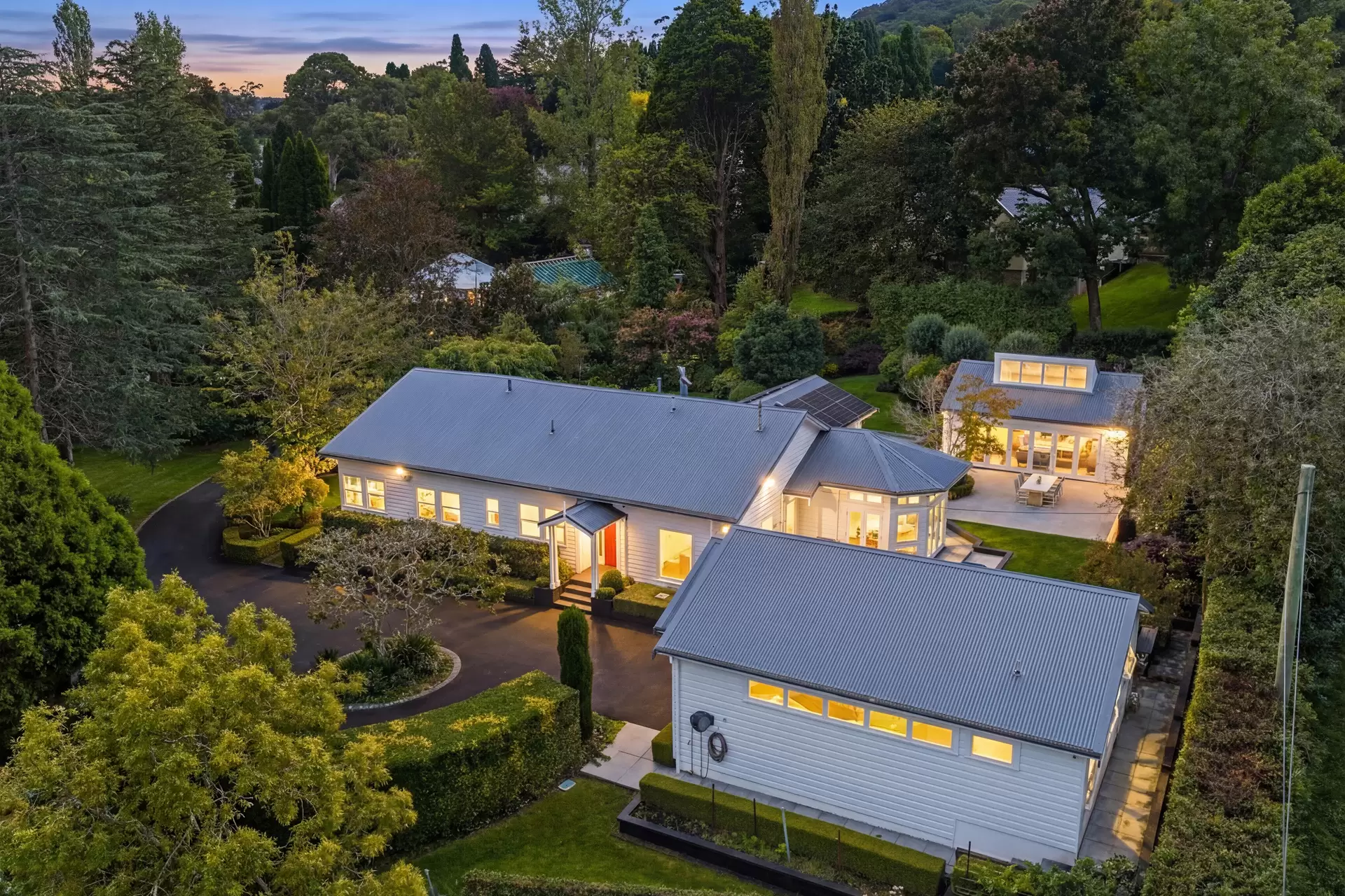 13 Hamilton Avenue, Bowral For Sale by Drew Lindsay Sotheby's International Realty - image 2