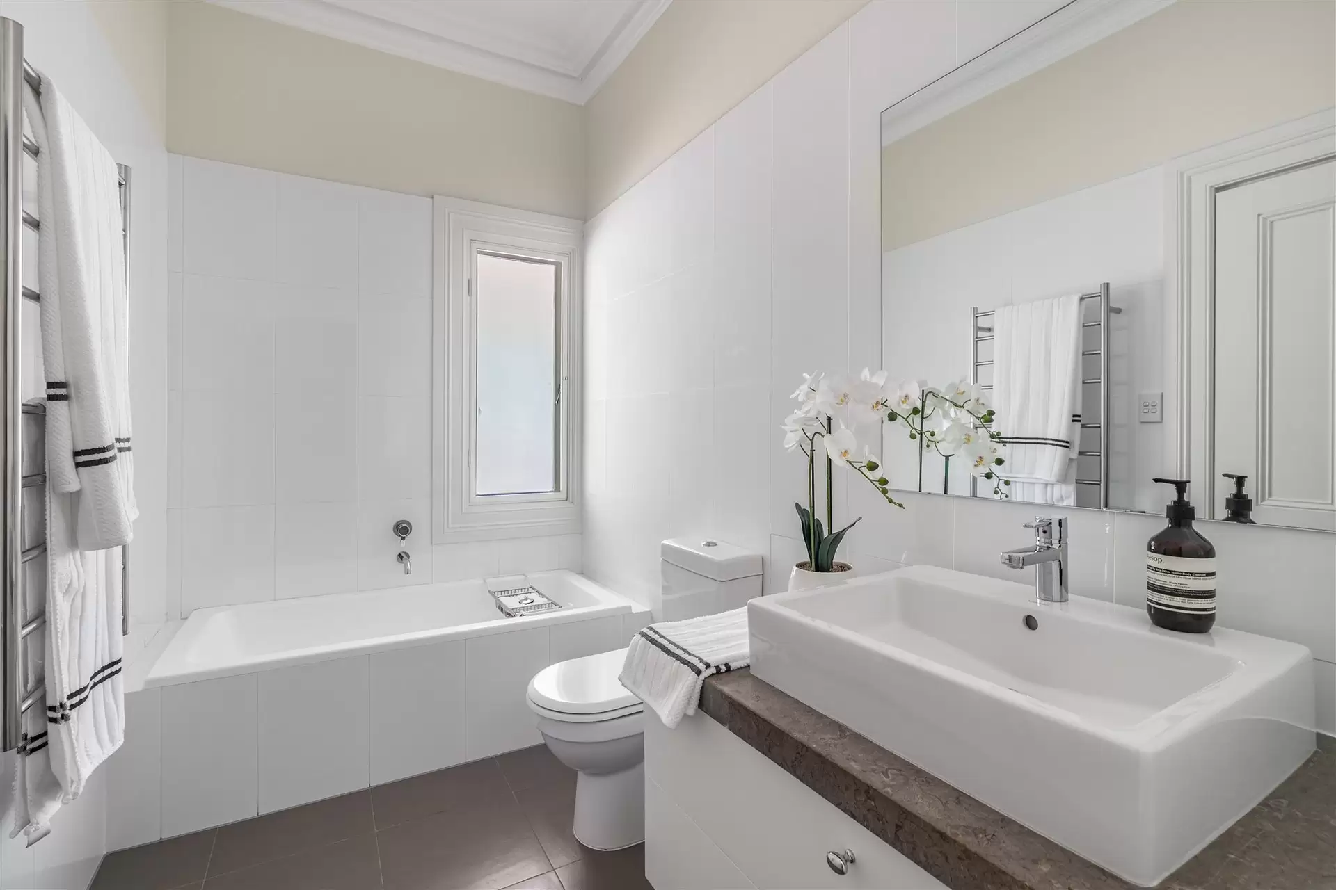 15 Gibraltar Road, Bowral For Sale by Drew Lindsay Sotheby's International Realty - image 22