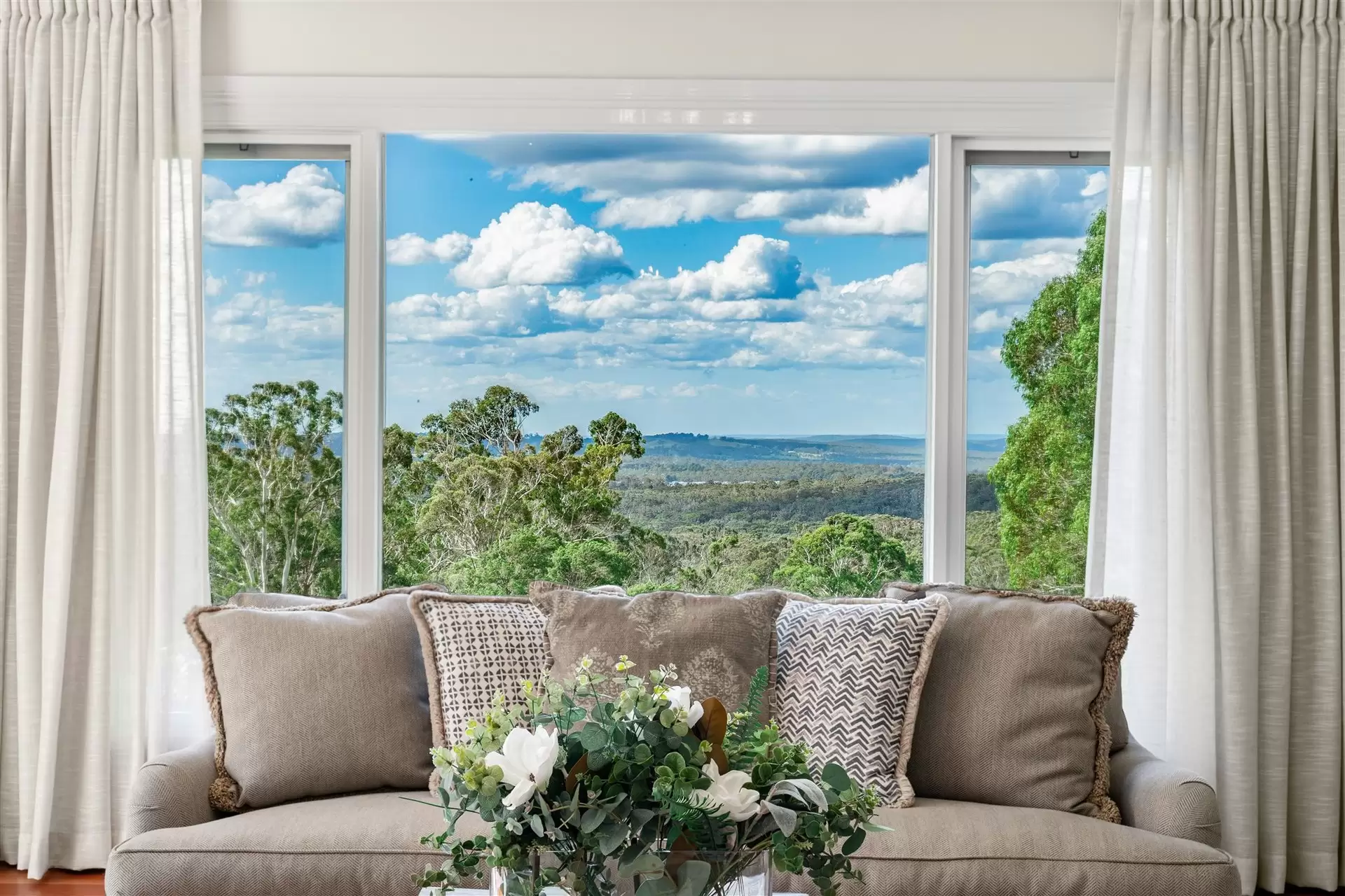 15 Gibraltar Road, Bowral For Sale by Drew Lindsay Sotheby's International Realty - image 8