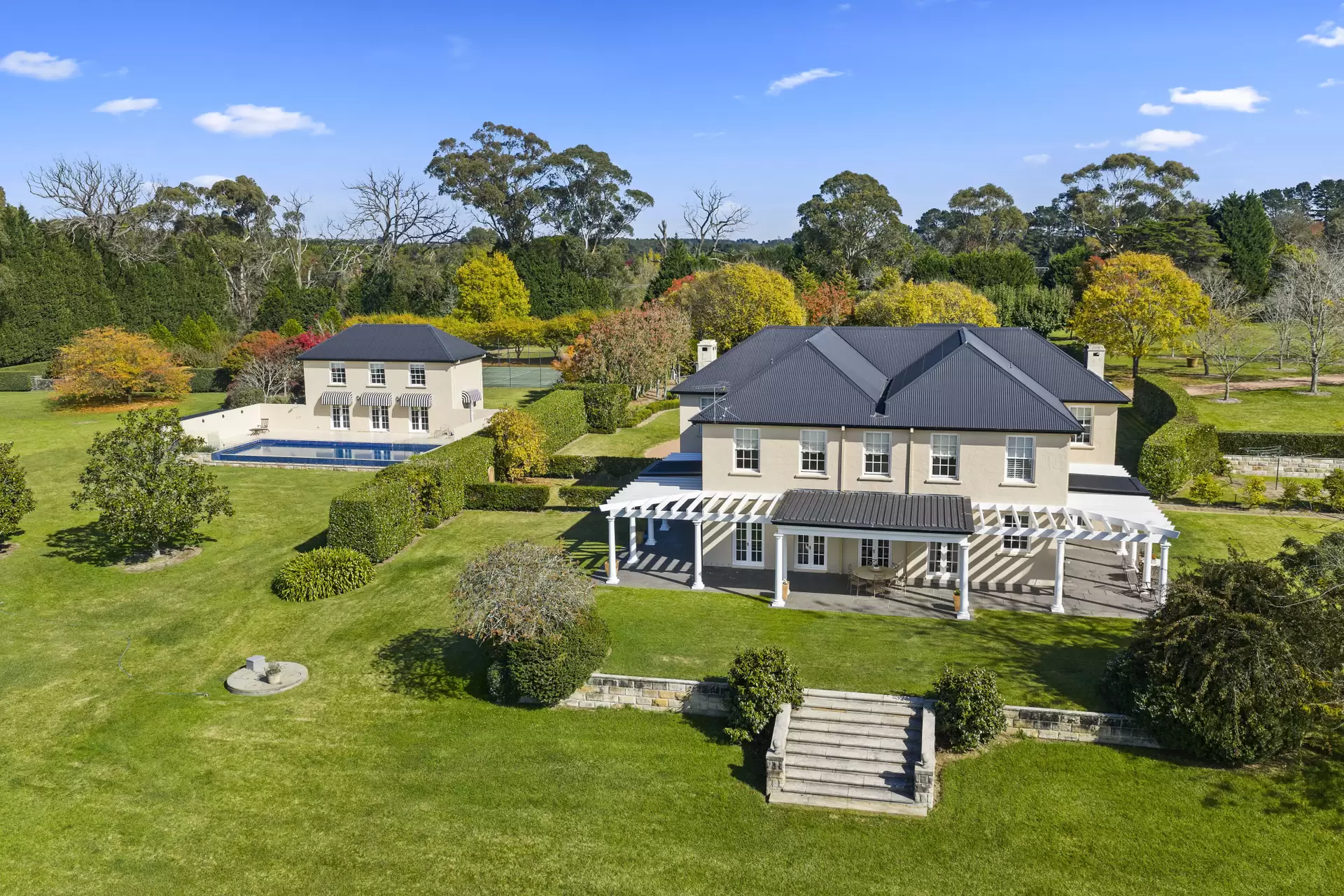 470 Ellsmore Road, Exeter For Sale by Drew Lindsay Sotheby's International Realty - image 4