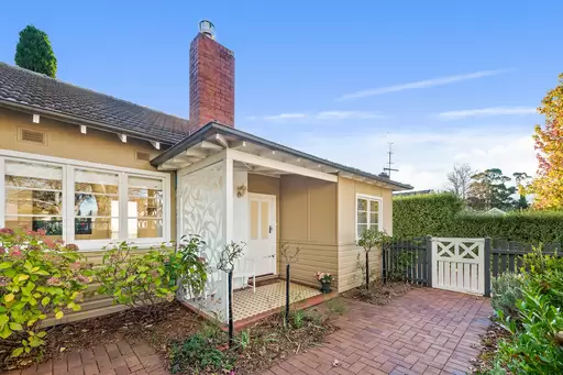 11 Sheffield Road, Bowral For Sale by Drew Lindsay Sotheby's International Realty